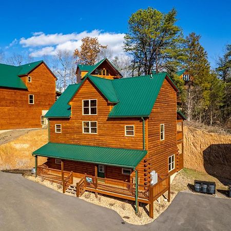 5Bd5B Escape Cabin With 2 Hottubs, Thtr &Game Rm,1Mi To The Parkway! 4Mi To Dollywood - Spring Deal Pigeon Forge Esterno foto
