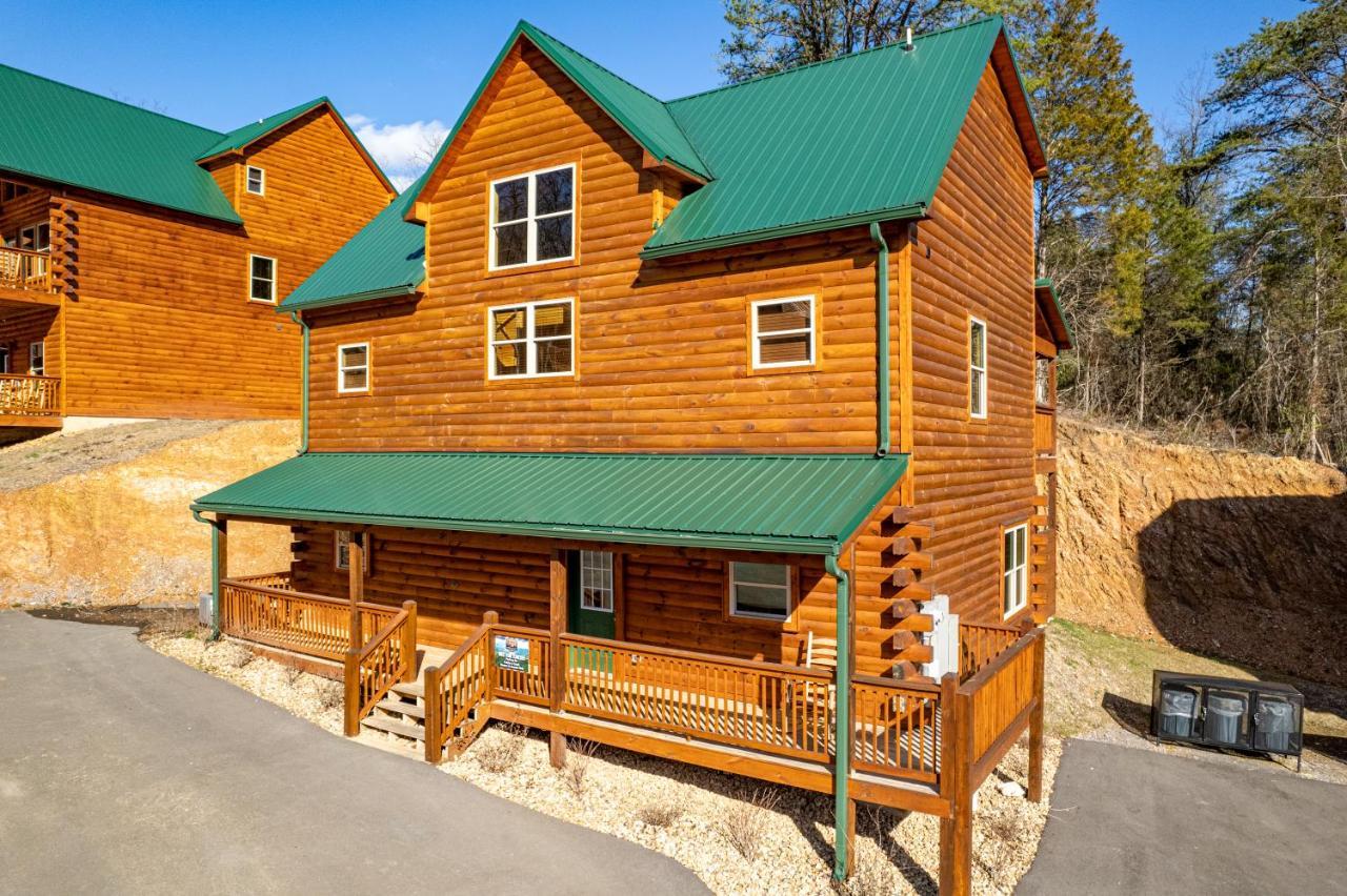 5Bd5B Escape Cabin With 2 Hottubs, Thtr &Game Rm,1Mi To The Parkway! 4Mi To Dollywood - Spring Deal Pigeon Forge Esterno foto