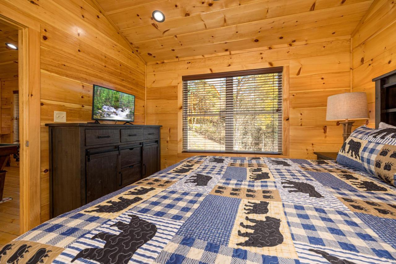 5Bd5B Escape Cabin With 2 Hottubs, Thtr &Game Rm,1Mi To The Parkway! 4Mi To Dollywood - Spring Deal Pigeon Forge Esterno foto