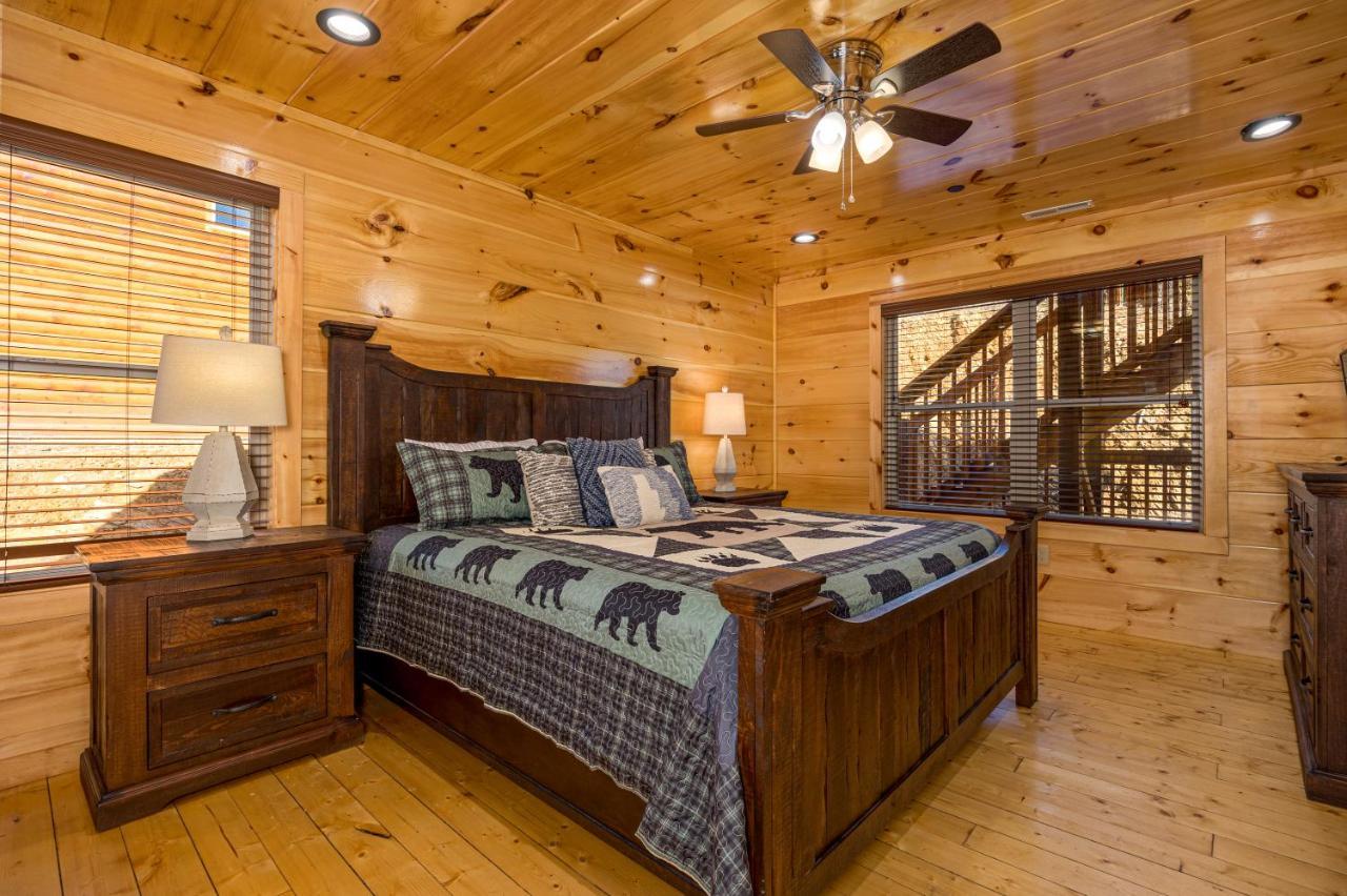 5Bd5B Escape Cabin With 2 Hottubs, Thtr &Game Rm,1Mi To The Parkway! 4Mi To Dollywood - Spring Deal Pigeon Forge Esterno foto