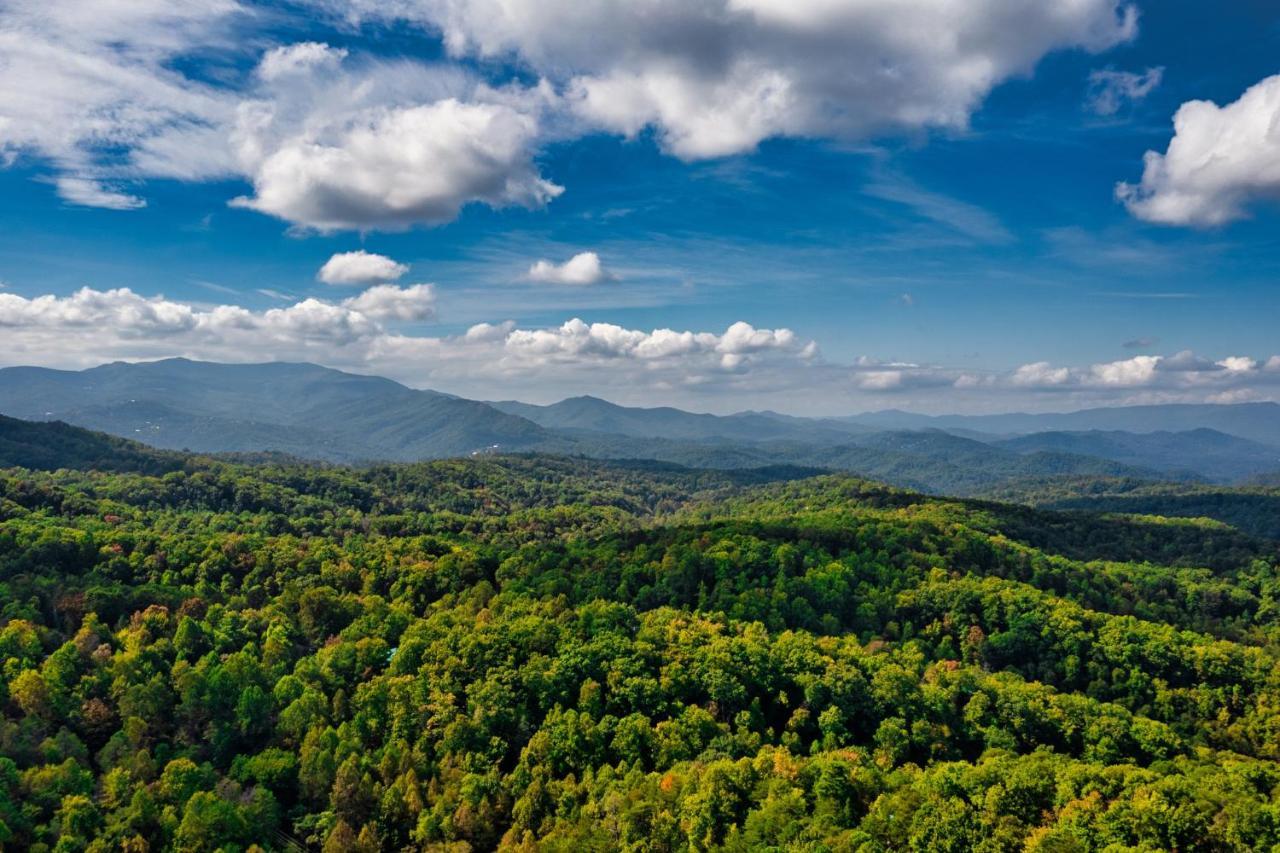 5Bd5B Escape Cabin With 2 Hottubs, Thtr &Game Rm,1Mi To The Parkway! 4Mi To Dollywood - Spring Deal Pigeon Forge Esterno foto